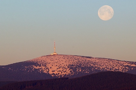 Rozhledna Na Skalce